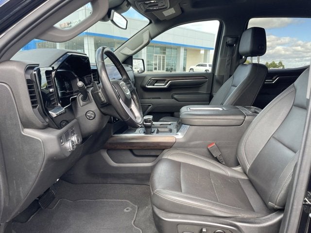 2022 GMC Sierra 1500 2WD Crew Cab Short Box SLT