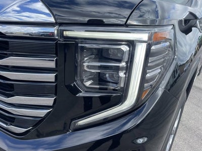 2022 GMC Sierra 1500 2WD Crew Cab Short Box SLT