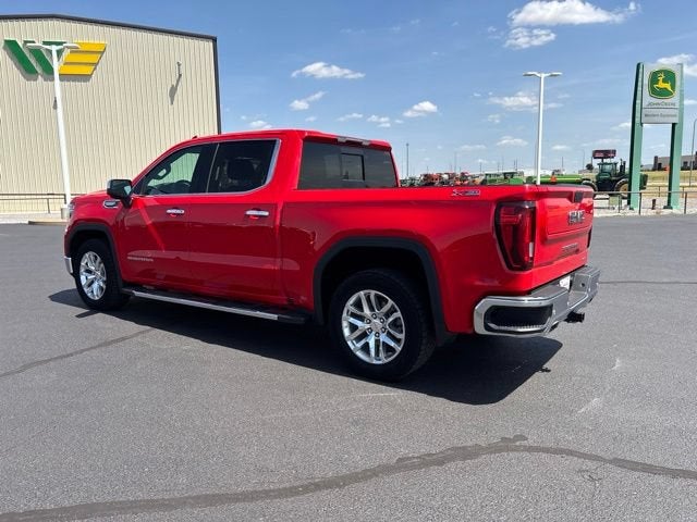 2021 GMC Sierra 1500 4WD Crew Cab Short Box SLT