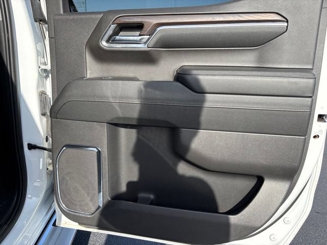 2024 GMC Sierra 1500 4WD Crew Cab Short Box SLT