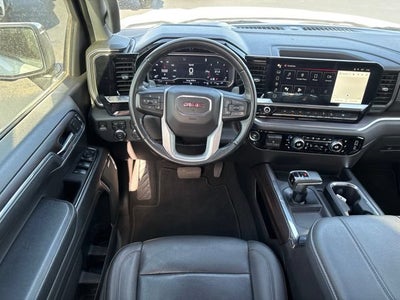 2024 GMC Sierra 1500 4WD Crew Cab Short Box SLT