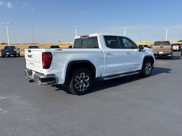 2024 GMC Sierra 1500 4WD Crew Cab Short Box SLT