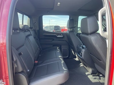 2022 GMC Sierra 1500 4WD Crew Cab Short Box SLT