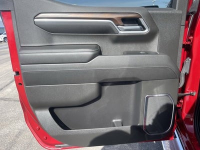 2022 GMC Sierra 1500 4WD Crew Cab Short Box SLT