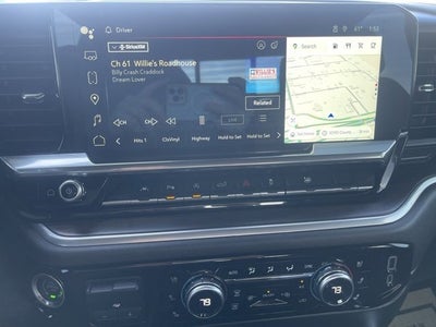 2022 GMC Sierra 1500 4WD Crew Cab Short Box SLT