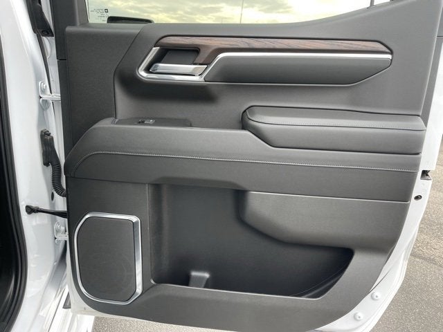 2022 GMC Sierra 1500 4WD Crew Cab Short Box SLT