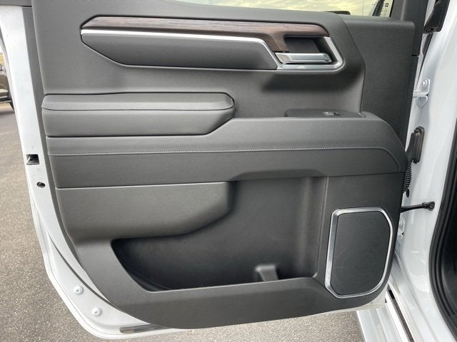 2022 GMC Sierra 1500 4WD Crew Cab Short Box SLT