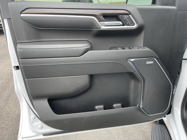 2022 GMC Sierra 1500 4WD Crew Cab Short Box SLT