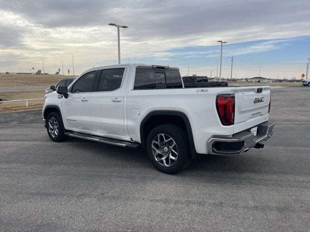 2022 GMC Sierra 1500 4WD Crew Cab Short Box SLT