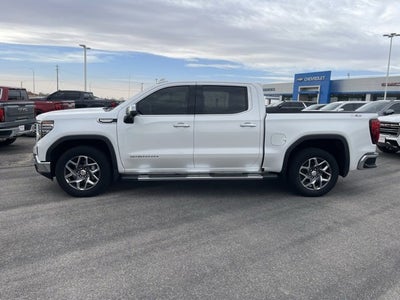 2022 GMC Sierra 1500 4WD Crew Cab Short Box SLT