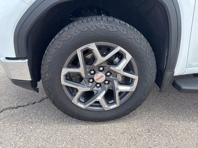2025 GMC Sierra 1500 4WD Crew Cab Short Box SLT