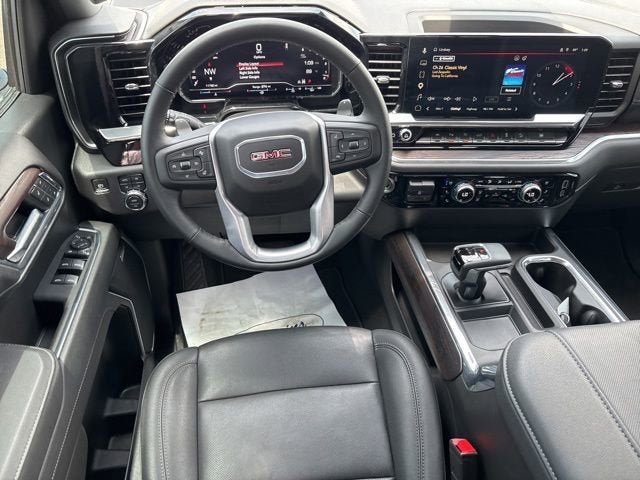 2025 GMC Sierra 1500 4WD Crew Cab Short Box SLT