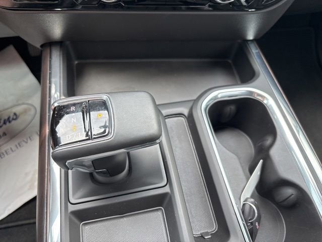 2025 GMC Sierra 1500 4WD Crew Cab Short Box SLT