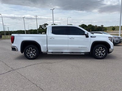 2025 GMC Sierra 1500 4WD Crew Cab Short Box SLT