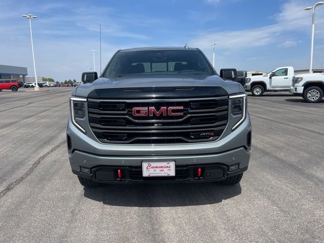 2025 GMC Sierra 1500 4WD Crew Cab Short Box AT4