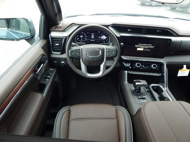 2024 GMC Sierra 1500 4WD Crew Cab Short Box Denali