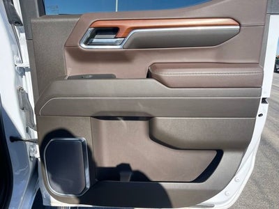 2023 GMC Sierra 1500 4WD Crew Cab Short Box Denali