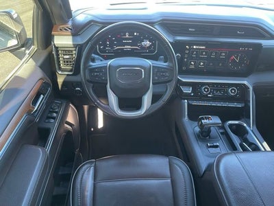 2023 GMC Sierra 1500 4WD Crew Cab Short Box Denali