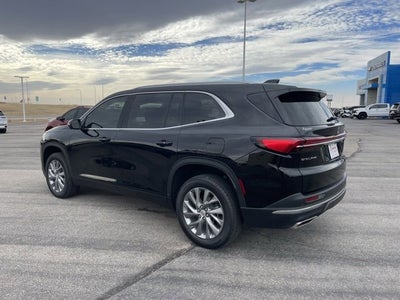 2025 Buick Enclave Preferred FWD