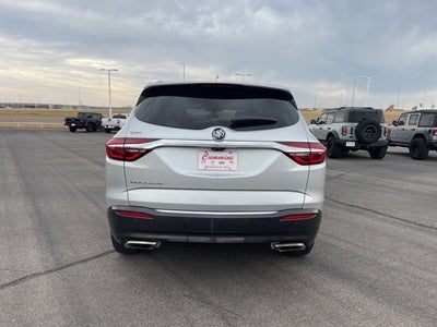 2020 Buick Enclave Essence
