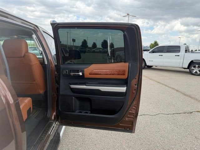 2014 Toyota Tundra 4WD Truck 1794