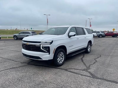 2025 Chevrolet Suburban LS