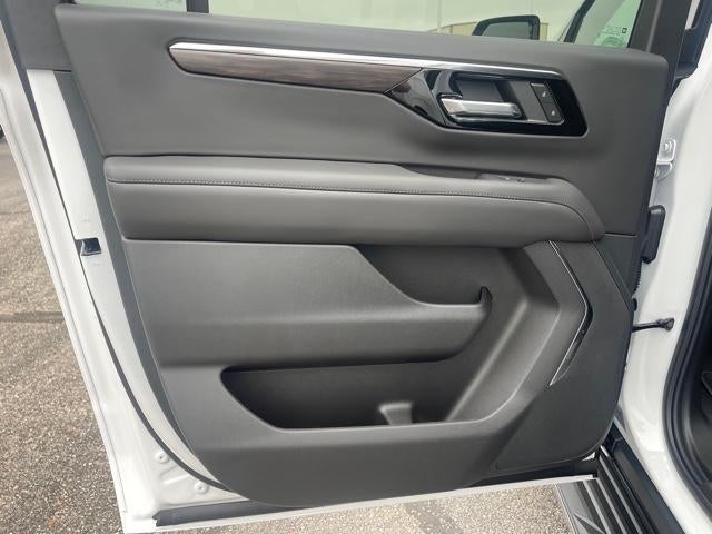 2025 Chevrolet Suburban LS