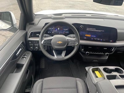 2025 Chevrolet Suburban LS